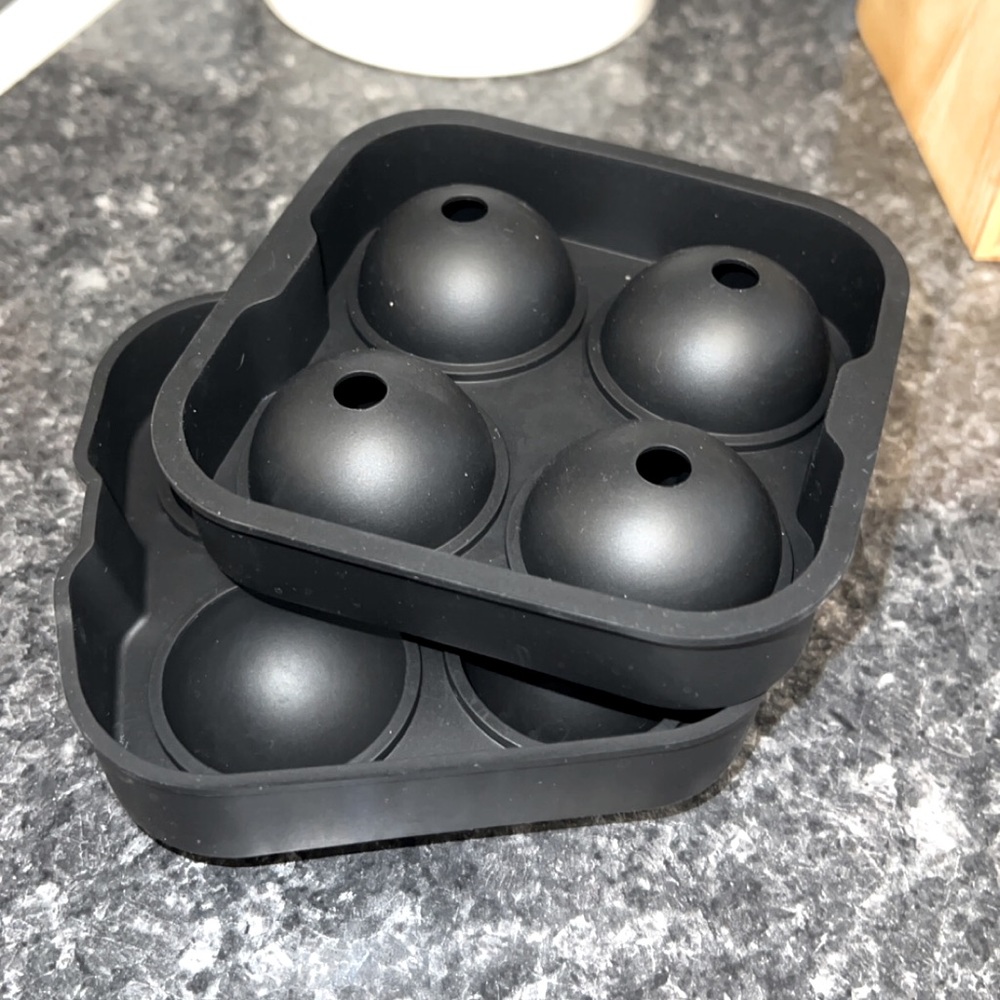 Silicone 4-Cavity Spherical Ice Mold Tray - Black